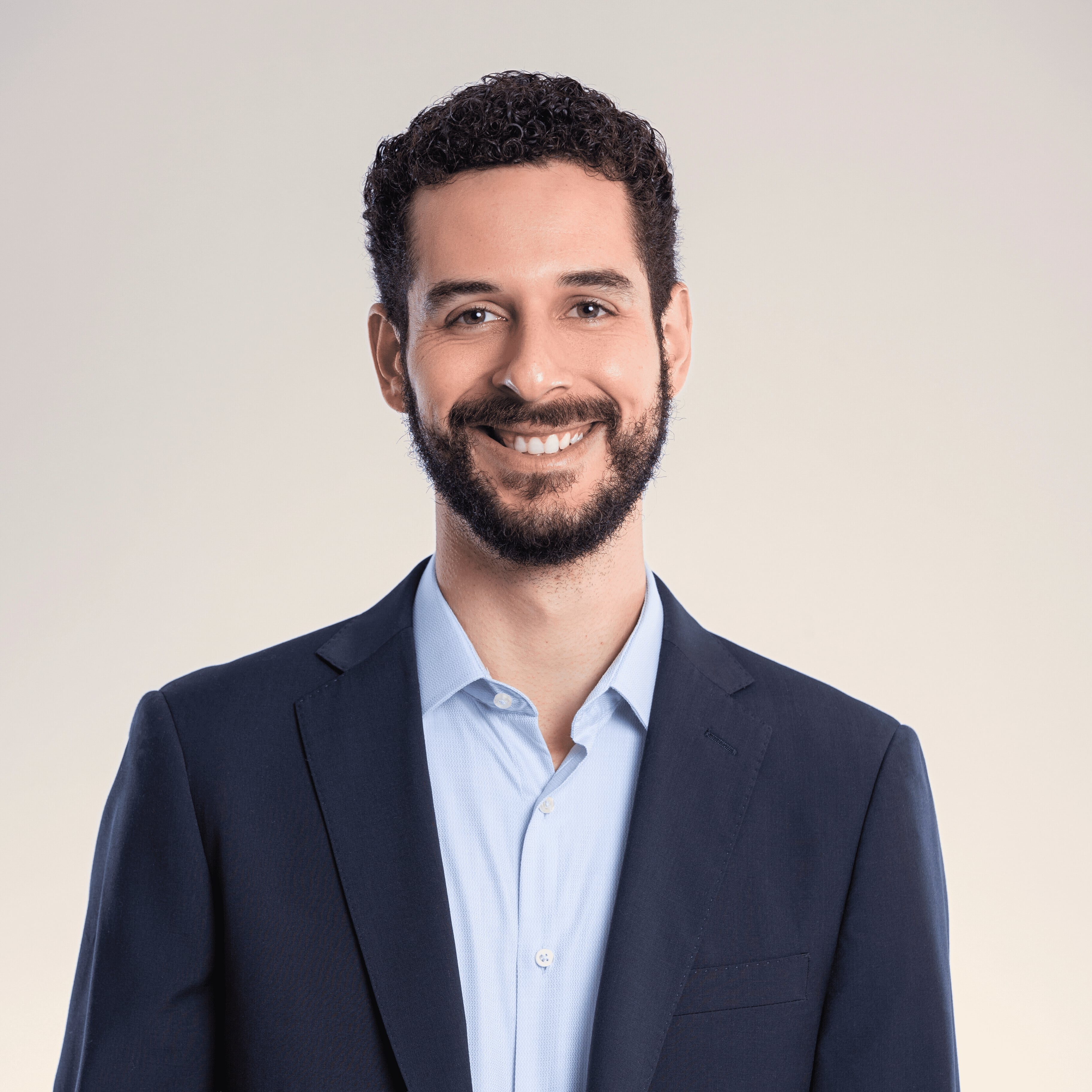 Renan Araujo headshot